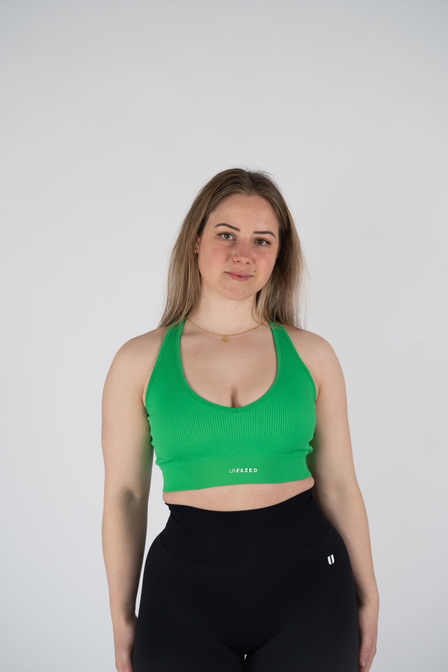 V Bra