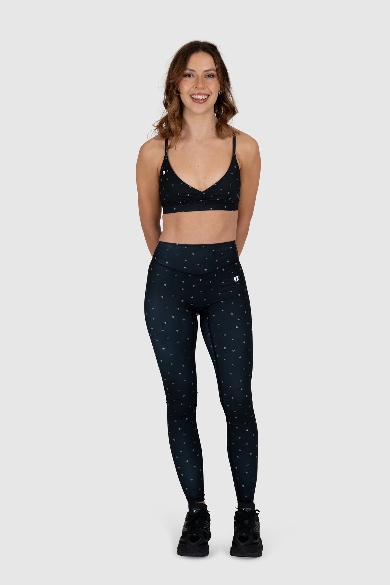 Brushed Pattern Leggings and V-neck Bra